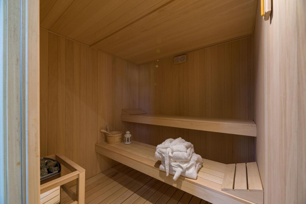 Hotel A Curuxa Wellness Arzúa Exteriör bild